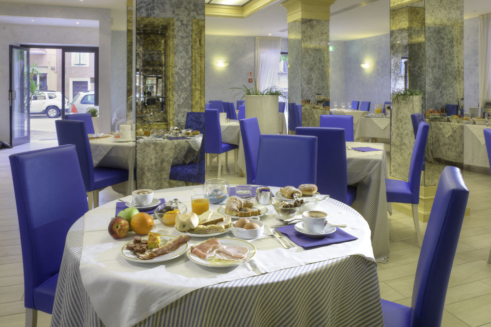 Hotel Enzo Porto Recanati Kültér fotó